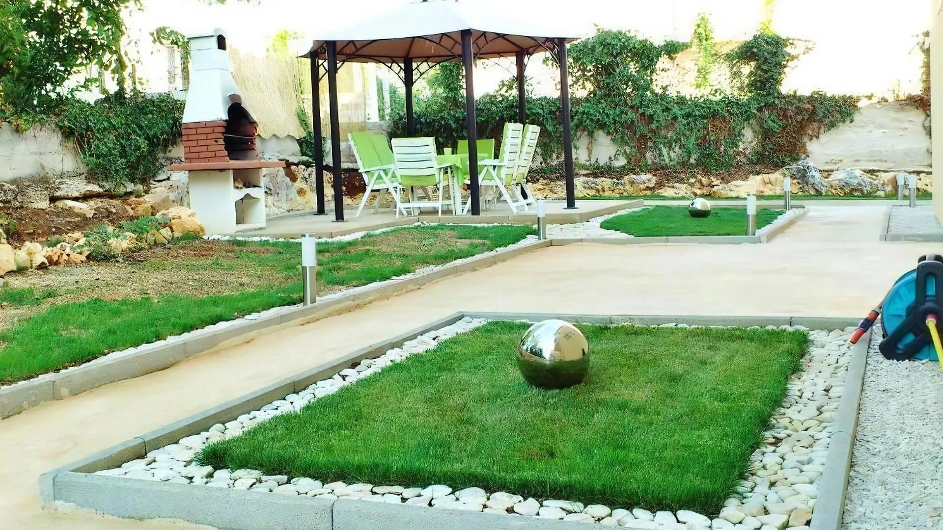 Apartamento Gemuetliches Appartement In Funtana Mit Grill