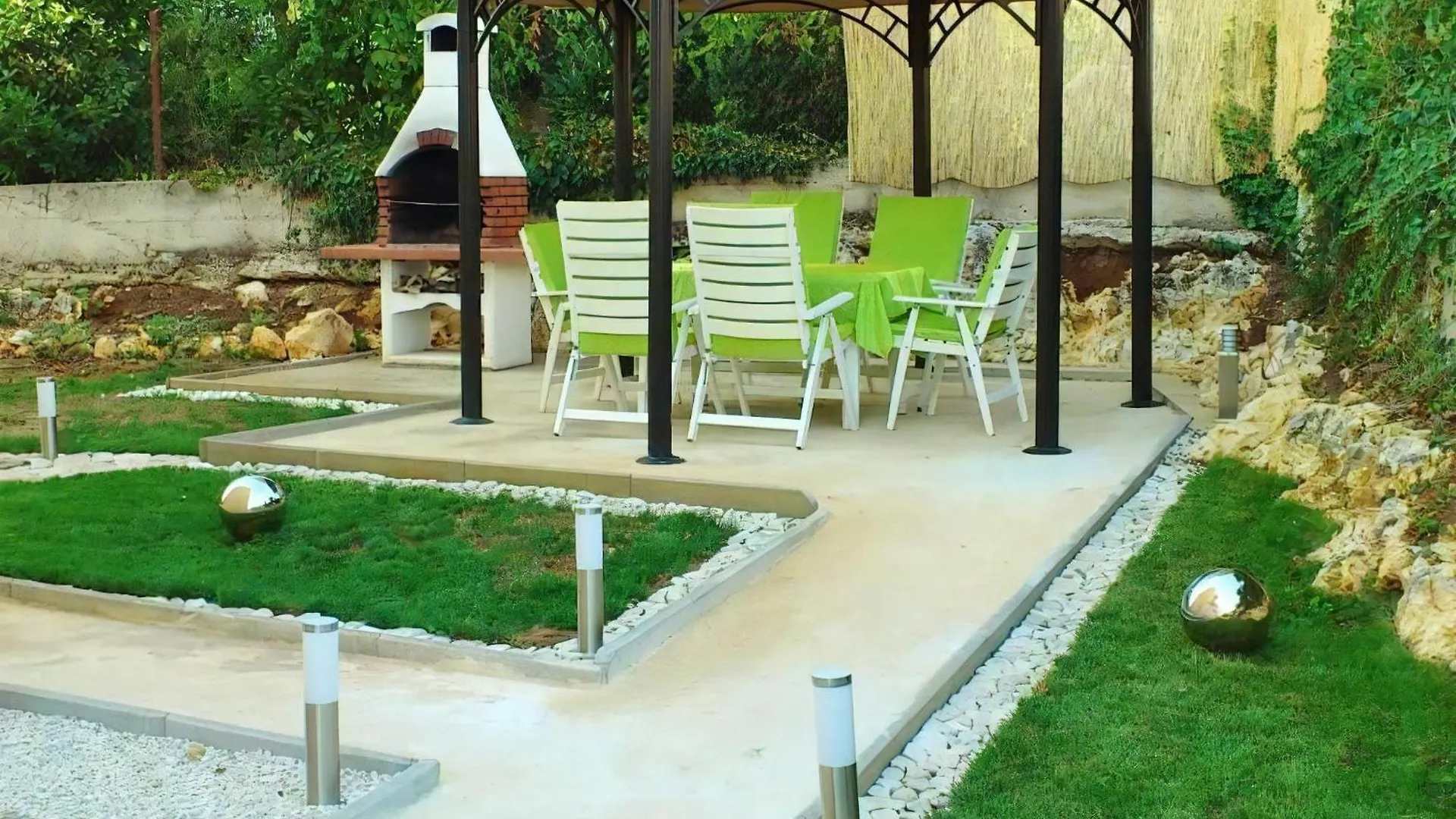 Gemuetliches Appartement In Funtana Mit Grill Croacia